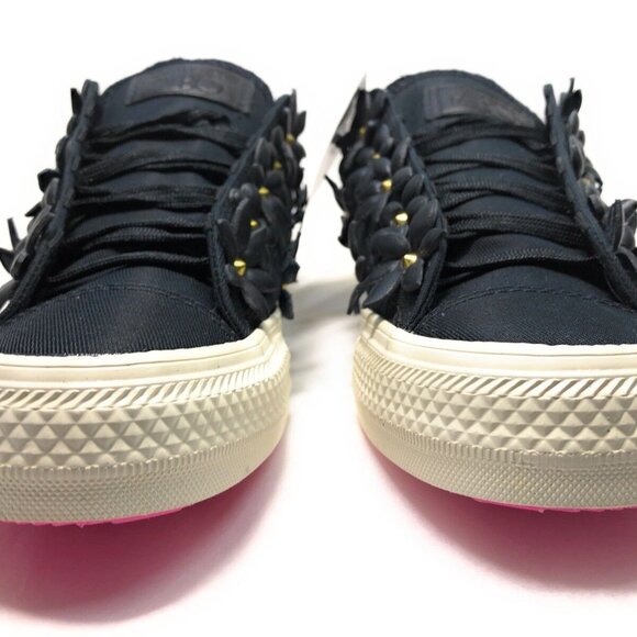 Converse Women's Patbo Low Classic OX Black Floral Sneaker Women 6.5 M - Picture 11 of 14